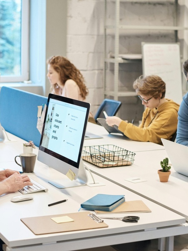 Profiter du boom de l’e-commerce : maîtrisez les règles essentielles !