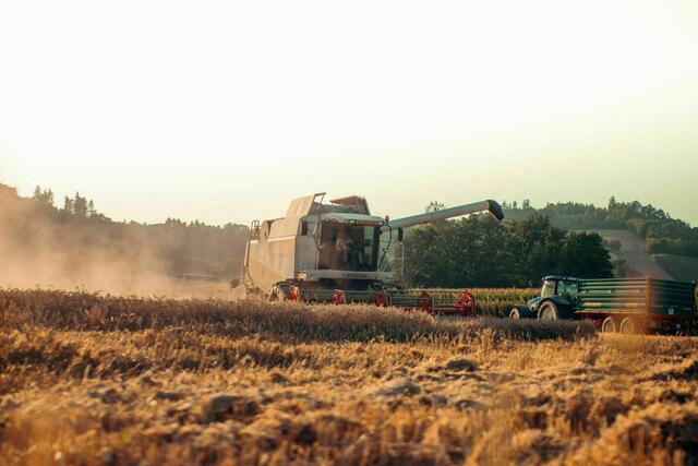 La numérisation complète les compétences et l’expérience des agriculteurs.