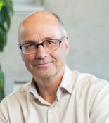 Votre expert dans le séminaire en ligne