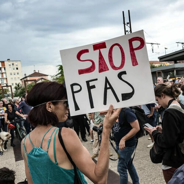 France lutte contre les périls des produits chimiques éternels