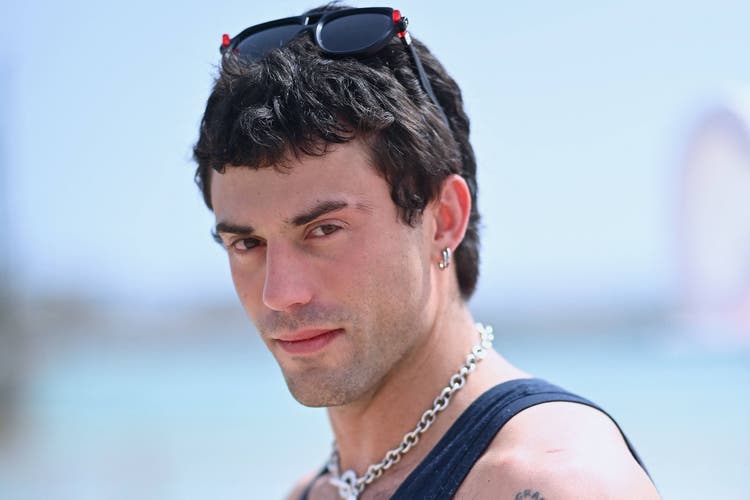 Aaron Altaras, jeune acteur berlinois, dégage une aura de rockstar.