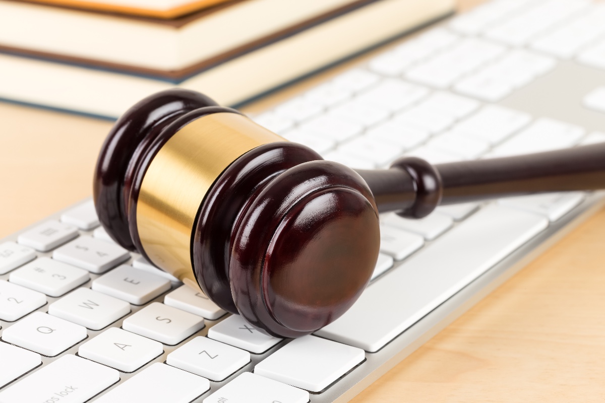 Idéal revendique 3,3 milliards d’euros de dommages contre Google !